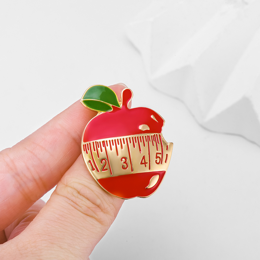Nutrition Apple Enamel Brooch  - Nutrition Zinc recension och pris